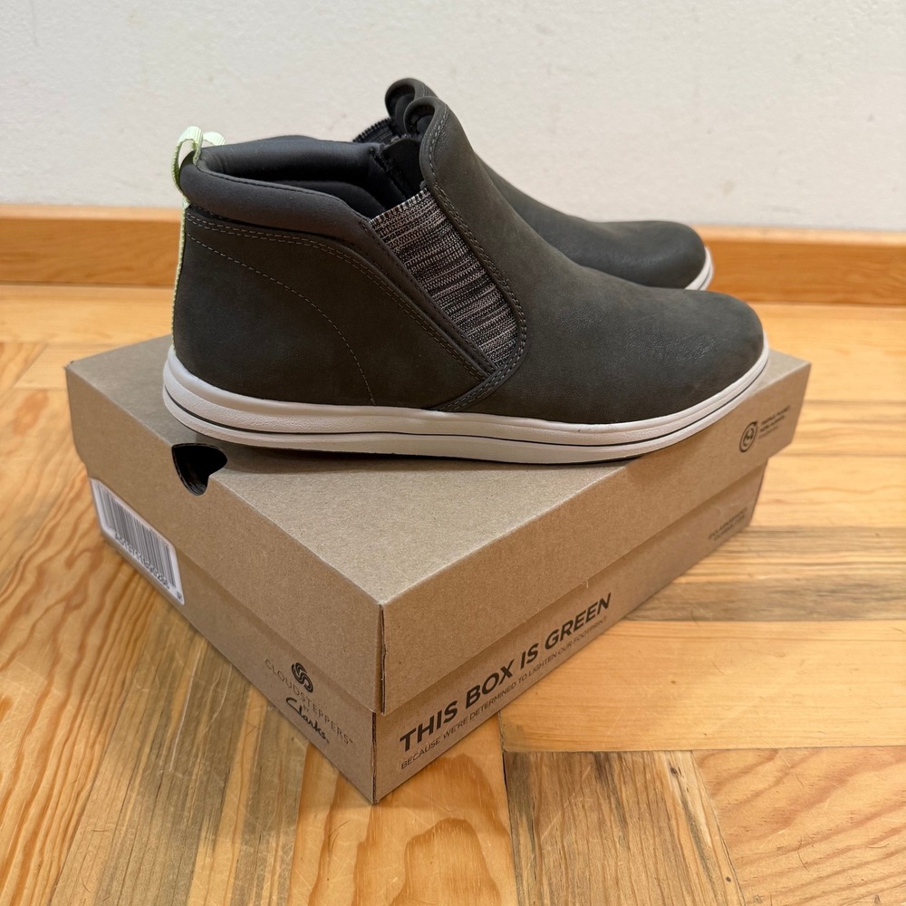 New Clarks Cloud‎ Steppers Breeze Clover Dark Olive Ankle Boots Women Size 9